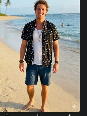 Alpha Beta Short-Sleeve Button-Down Shirt - Black White Shark Print large NWOT L